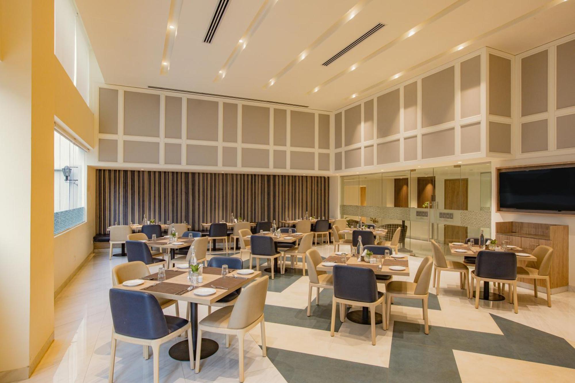 Keys Prima By Lemon Tree Hotels, Pimpri, Pune Exterior foto